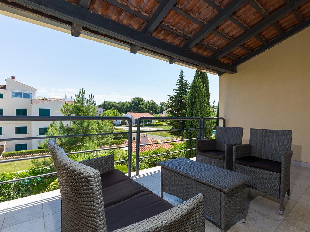 Apartments Gala Porec Exterior photo