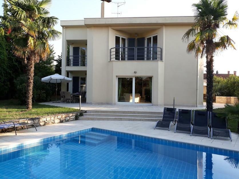 Apartments Gala Porec Exterior photo